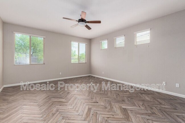 Building Photo - 35565 N Bandolier Dr