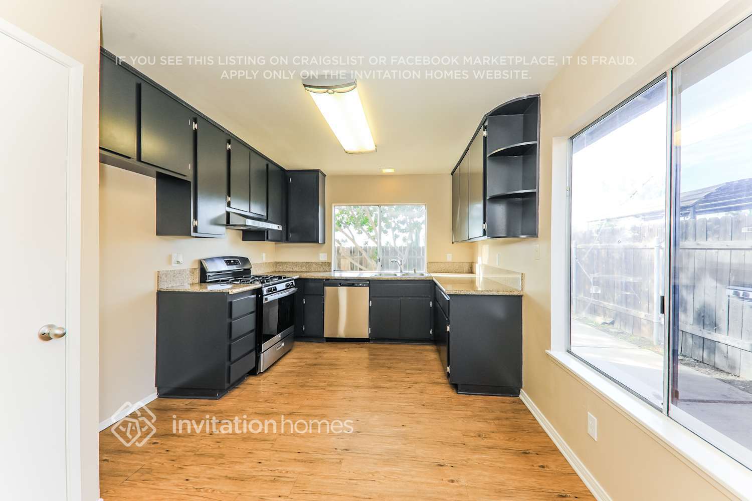 Building Photo - 12303 Arenisca Verde Dr