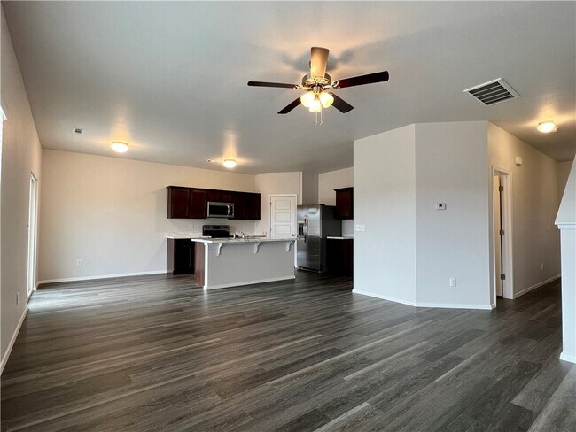 Building Photo - 3271 Red Tail Wy