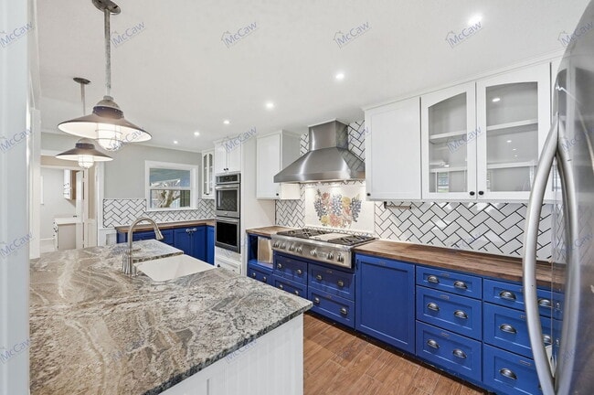 Building Photo - 1325 Bancroft Rd