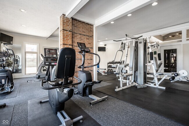 Building Photo - 8651 Jaffa Ct Dr E