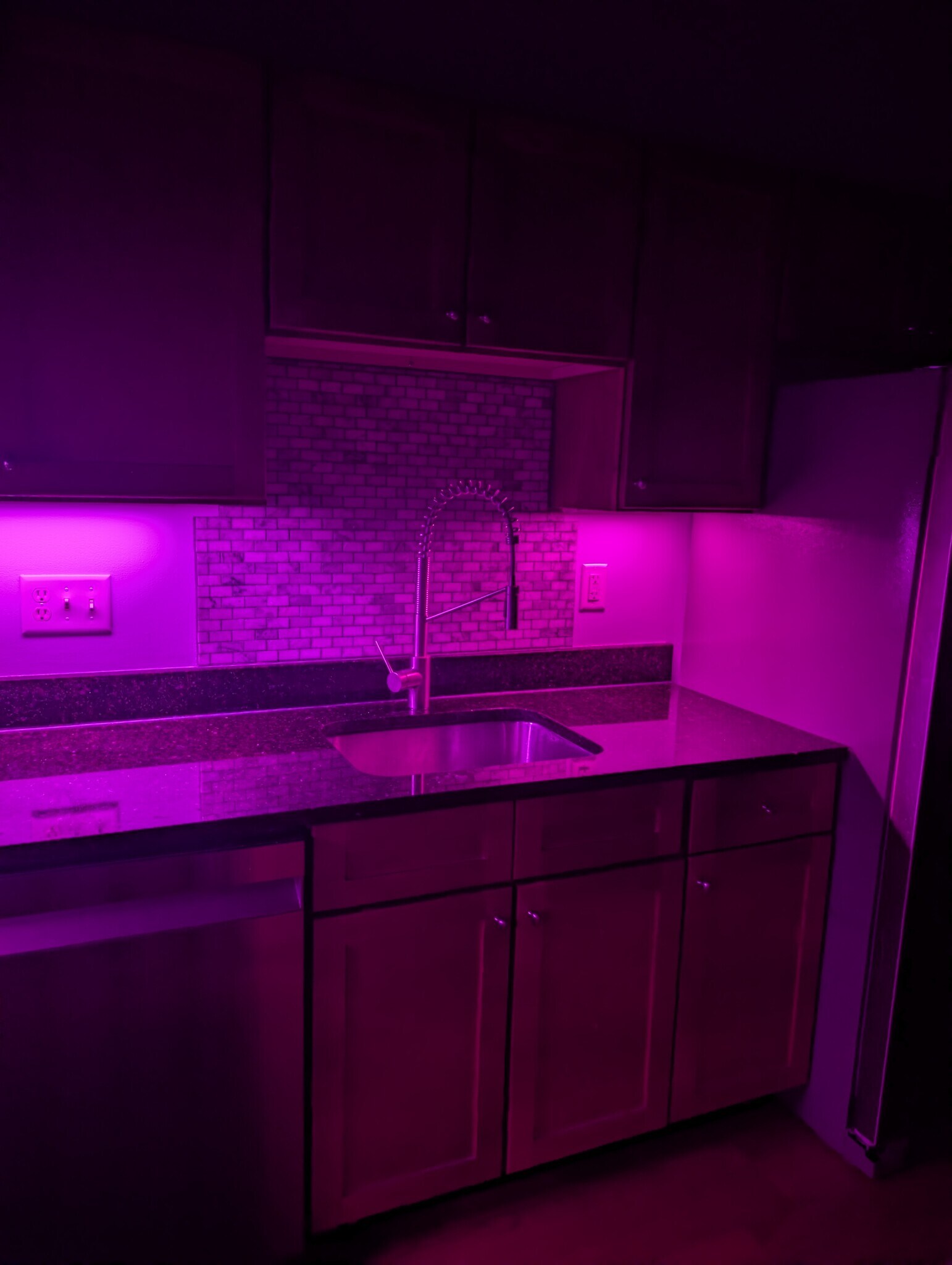 Building Photo - 160 Fremont St