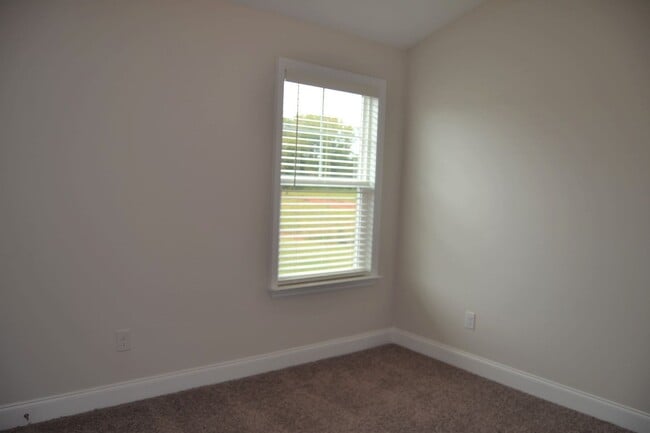 Building Photo - 154 Canton Park Ave