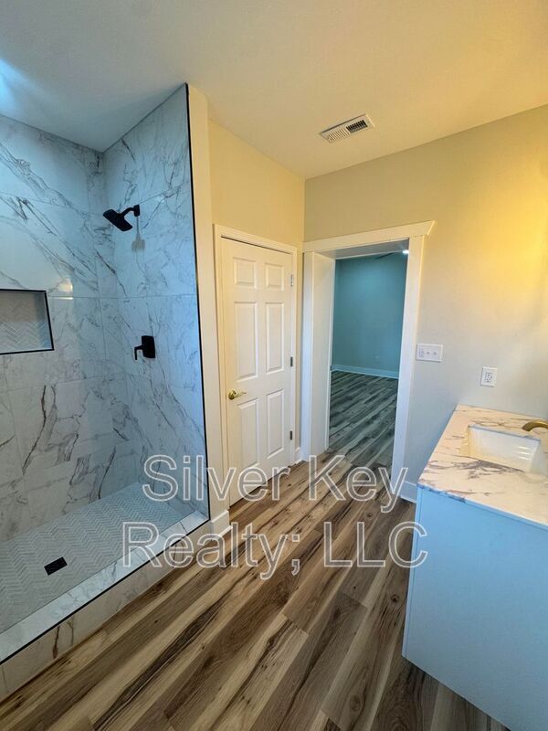 Building Photo - 3663 Sweetwater Vonore Rd