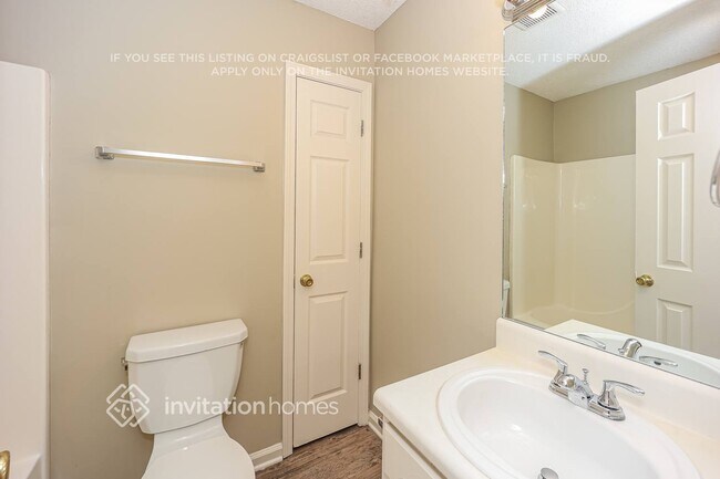 Building Photo - 128 Megan Way