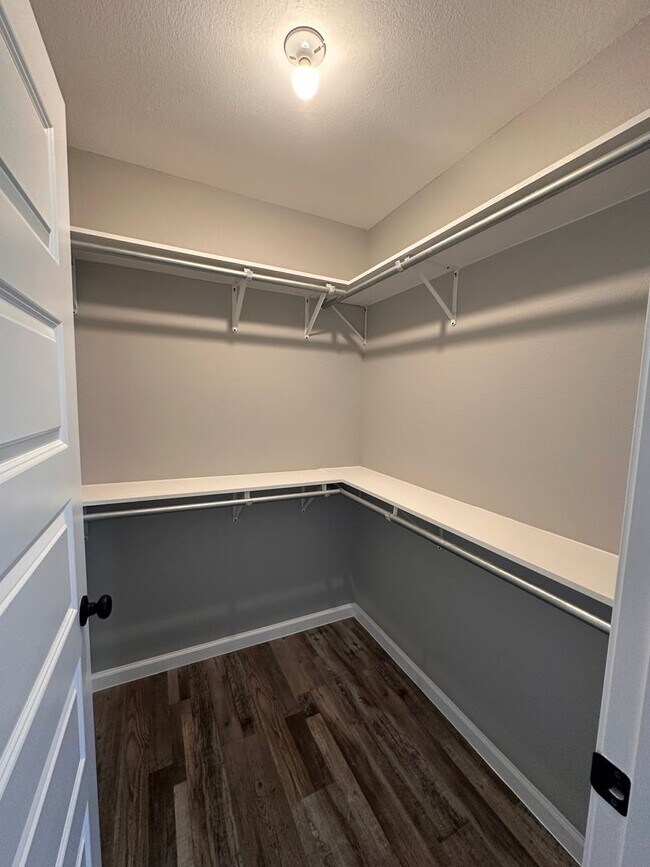 Building Photo - 3 Bed 2 Bath New Construction Brick Home