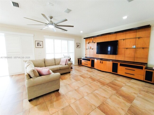 Building Photo - 18243 Blue Lake Way