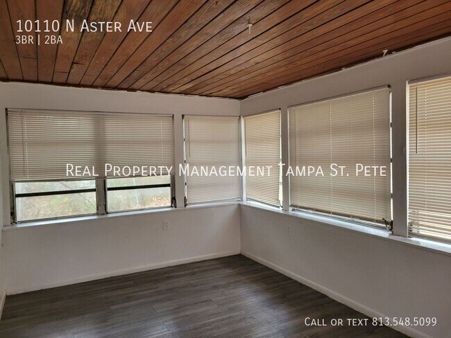 Building Photo - 10110 N Aster Ave