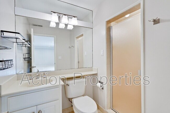 Building Photo - 15350 Norton Rd