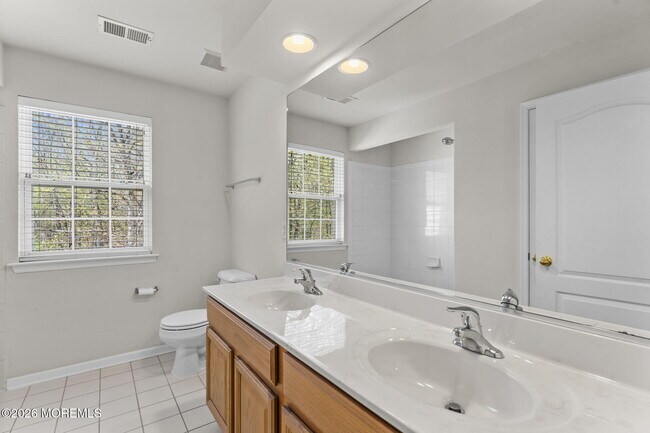 Building Photo - 8 Connor Dr