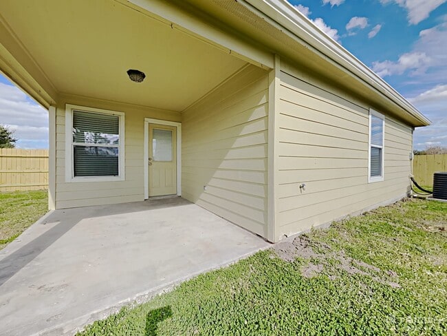 Building Photo - 6930 Garnet Trail Ln