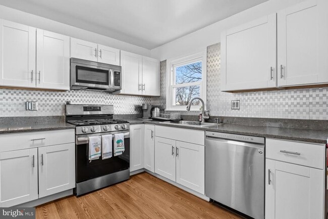 Building Photo - 9262 Byrd Dr