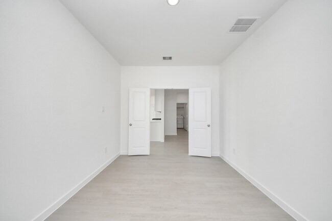 Building Photo - 16310 Chestnut Hvn Ln