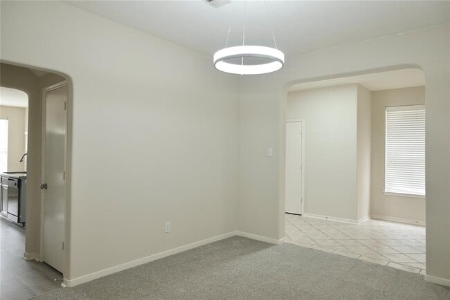Building Photo - 23902 Spring Way Dr
