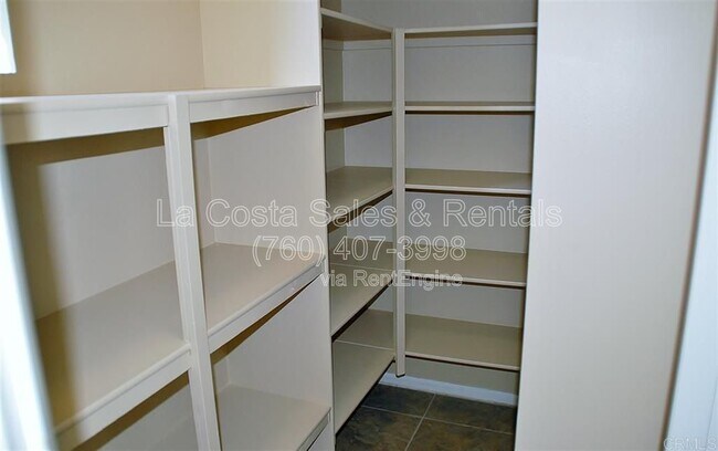 Building Photo - 1139 Calistoga Way