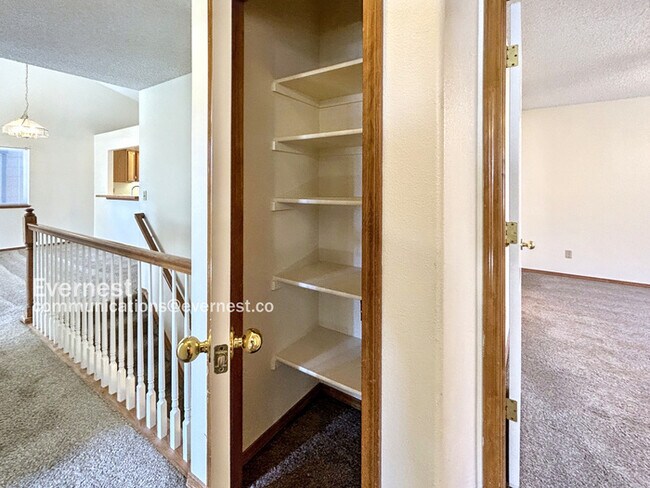 Building Photo - 4939 Chariot Dr