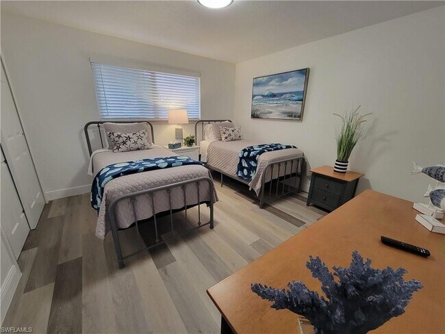 Building Photo - 200 Forest Lakes Blvd