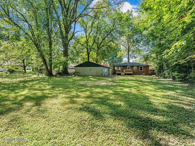 Building Photo - 1119 Ireland Dr