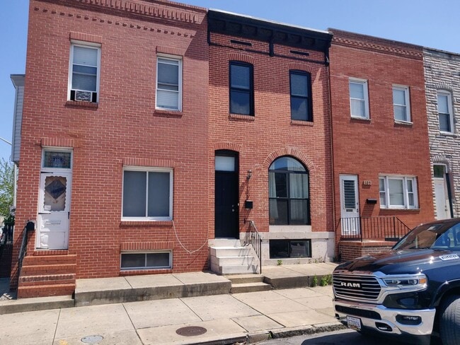 Building Photo - 103 S Highland Ave