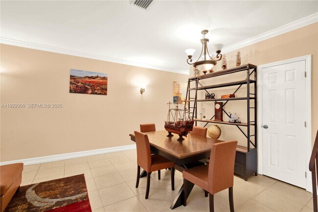 Building Photo - 2239 SE 23rd Ave