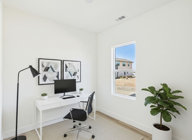 Building Photo - 713 Passion Ct
