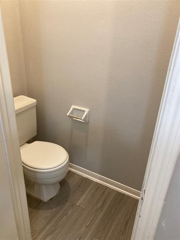 Building Photo - 2734 Colony Dr