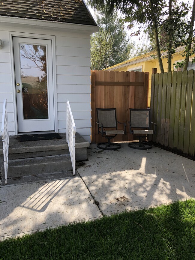 2nd patio. There will be an outdoor loveseat and table here - 6315 NE 36th Ave