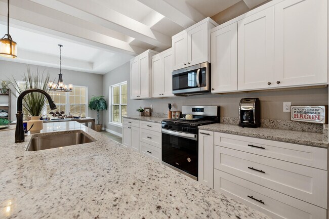 Building Photo - 1793 Cedar Ridge Dr