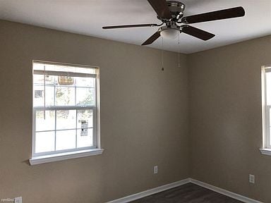 Building Photo - 1319 Colorado St