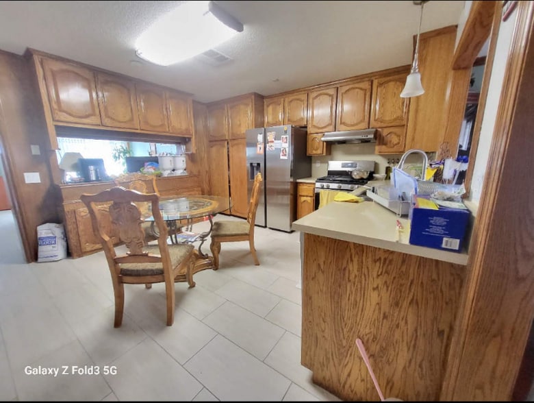 Building Photo - 3852 Alder Pl