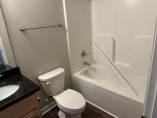 Building Photo - Convenient location near downtown Granite Quarry
