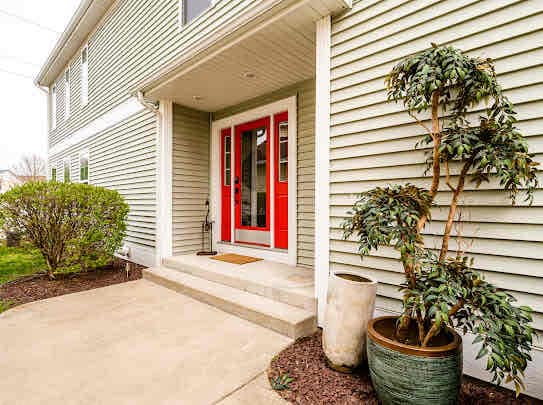 Building Photo - 428 Island Pointe Dr