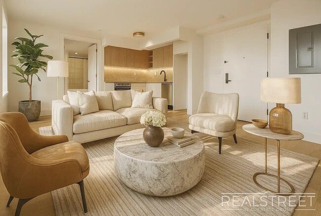 Building Photo - 128 Montrose Ave