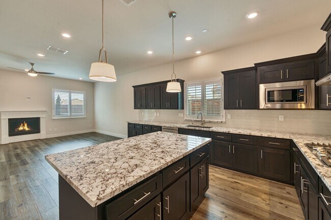 Building Photo - Beautiful Lincoln Home with Solar, 3-Car Garage & Trailer Parking!