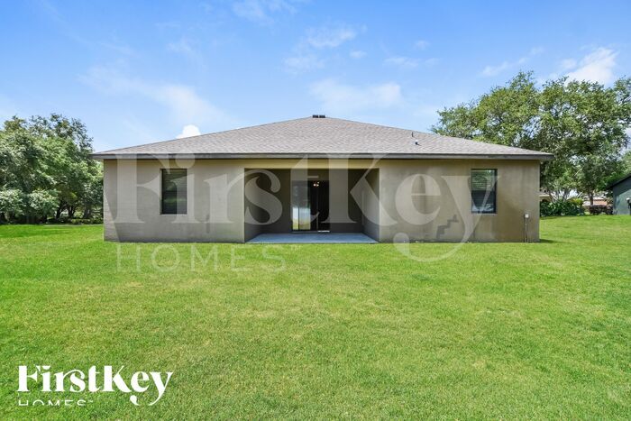 Building Photo - 31123 Fairvista Dr