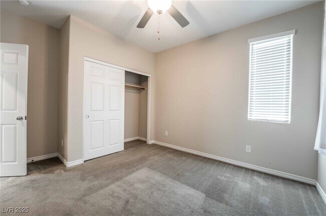 Building Photo - 3115 Mossfield Ave