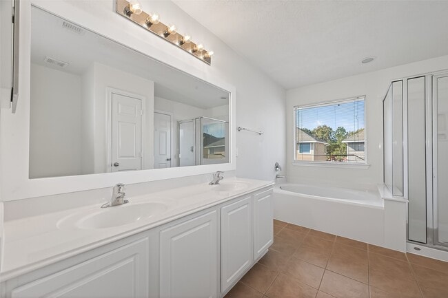 Building Photo - 25222 Boulder Bend Ln