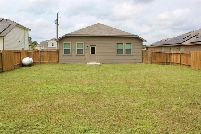 Building Photo - 11053 Patriot Ct