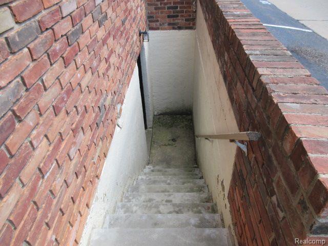 Building Photo - 31831 Grand River Ave