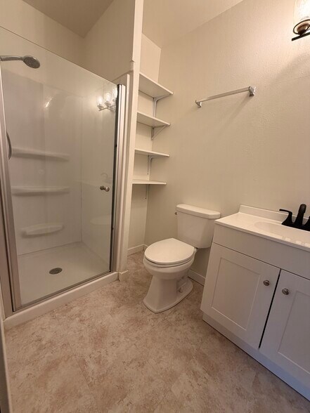 Building Photo - 2328 Apache St