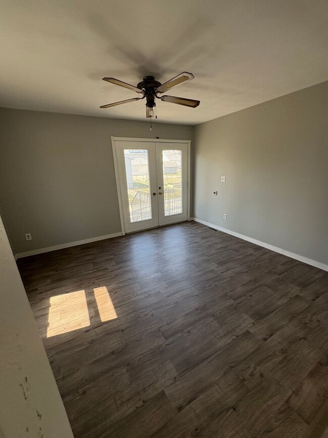 Building Photo - 726 Denver St