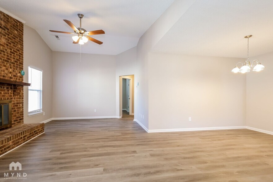 Building Photo - 4920 Harri Ann Dr