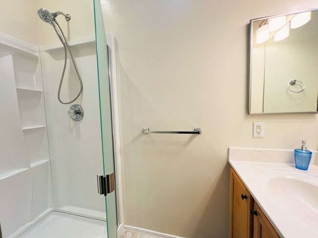 Building Photo - TOWNHOME - CORNVILLE - 55+ COMMUNITY INTHE VILLAS AT VERDE SANTA FE