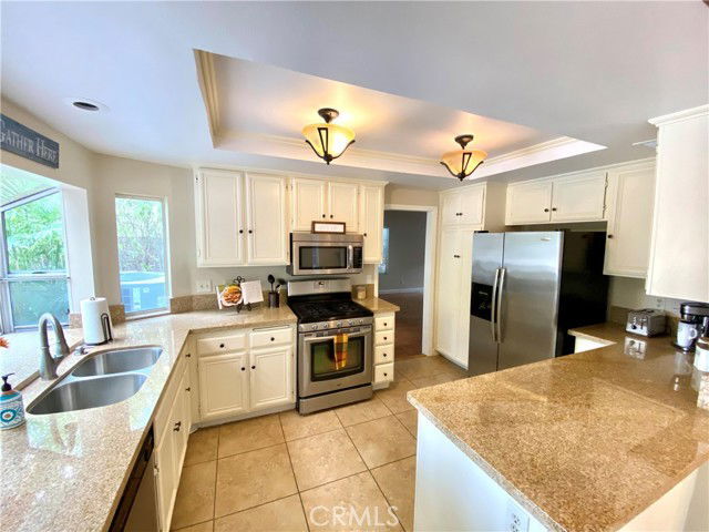 Building Photo - 23201 W Vail Dr