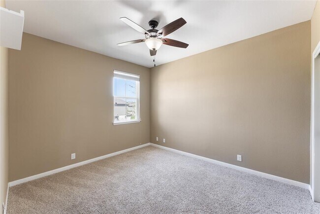 Building Photo - 13400 Briarwick Dr