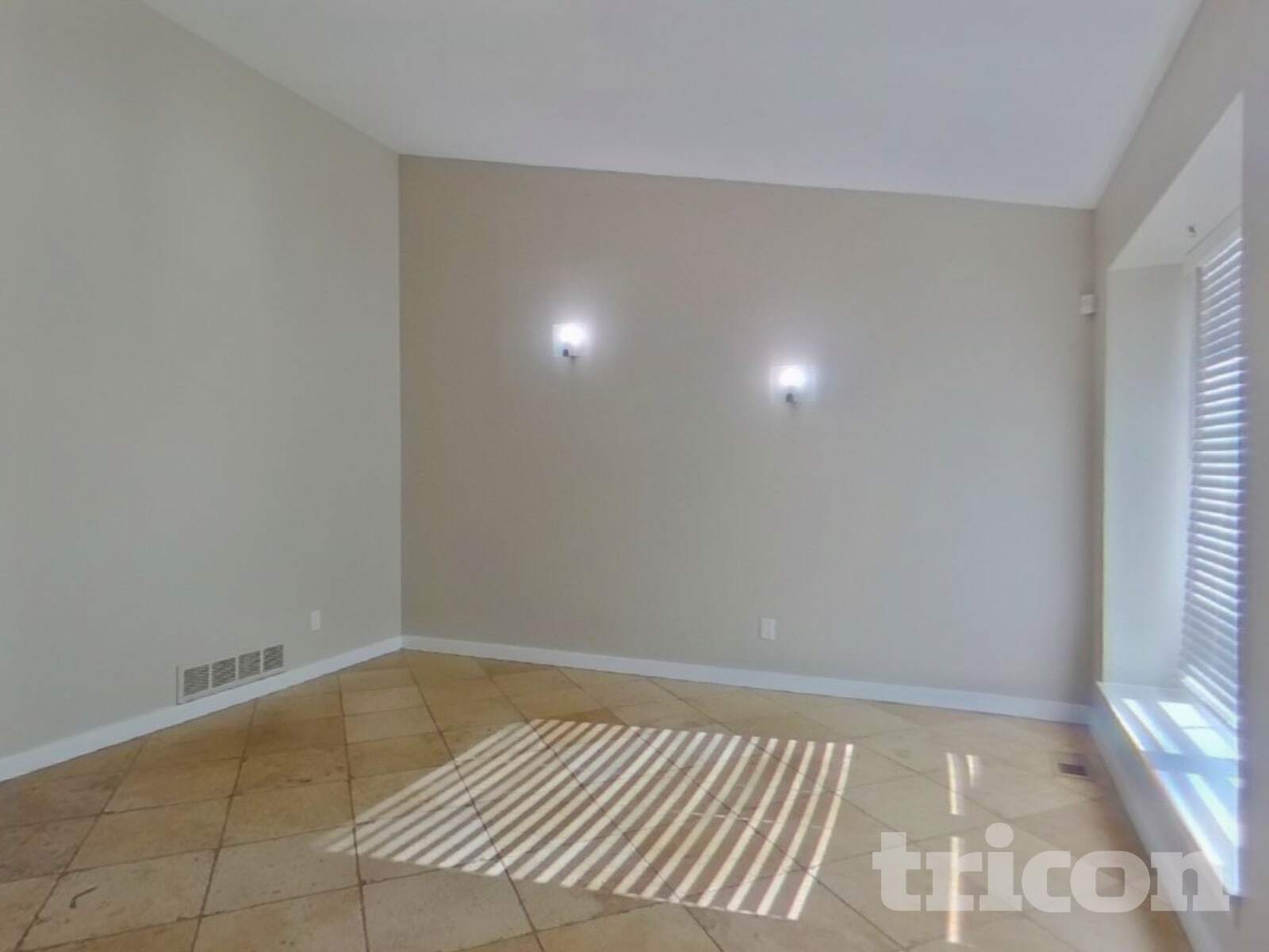 Building Photo - 19739 E Dartmouth Ave