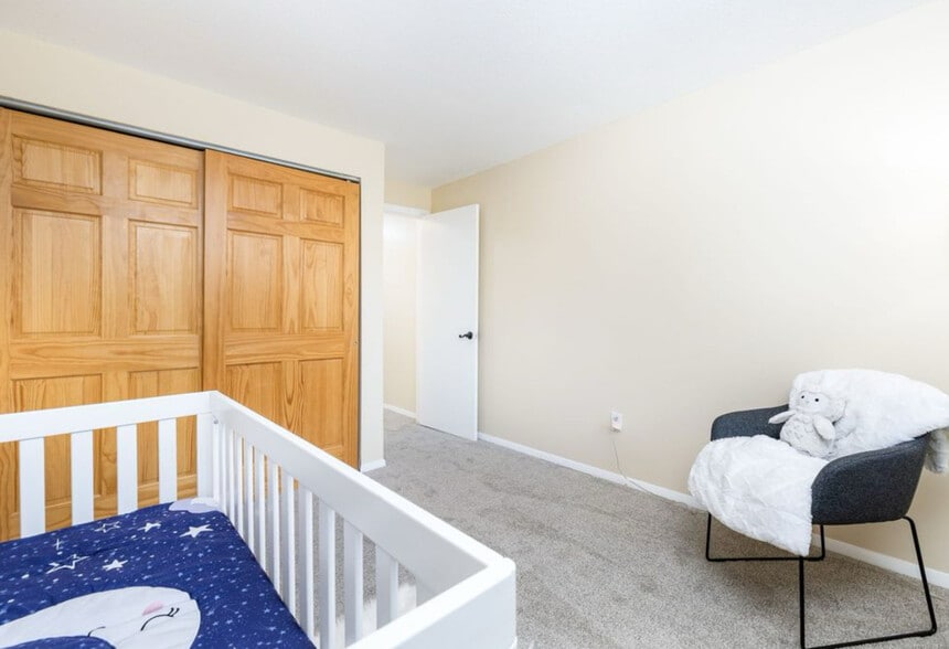 Building Photo - 47 Conestoga Way