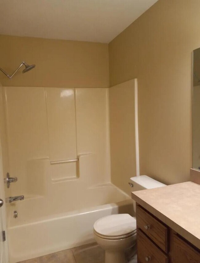 Building Photo - 311 E 20th St