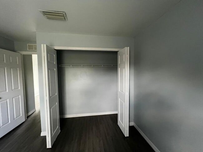 Building Photo - 4877 30th St SW