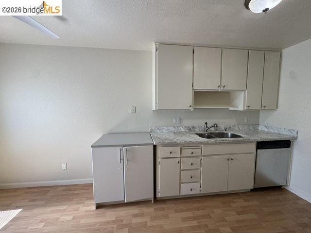 Building Photo - 2701 Harvest Ln